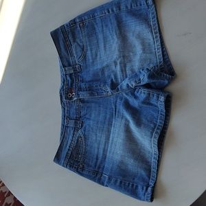 Tommy Hilfiger denim shorts